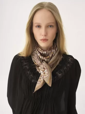 Chloé Chloé Paisley w kwadratowym szalu z jedwabnego twillu