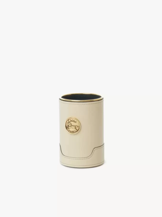 Etui na perfumy z błyszczącej skóry