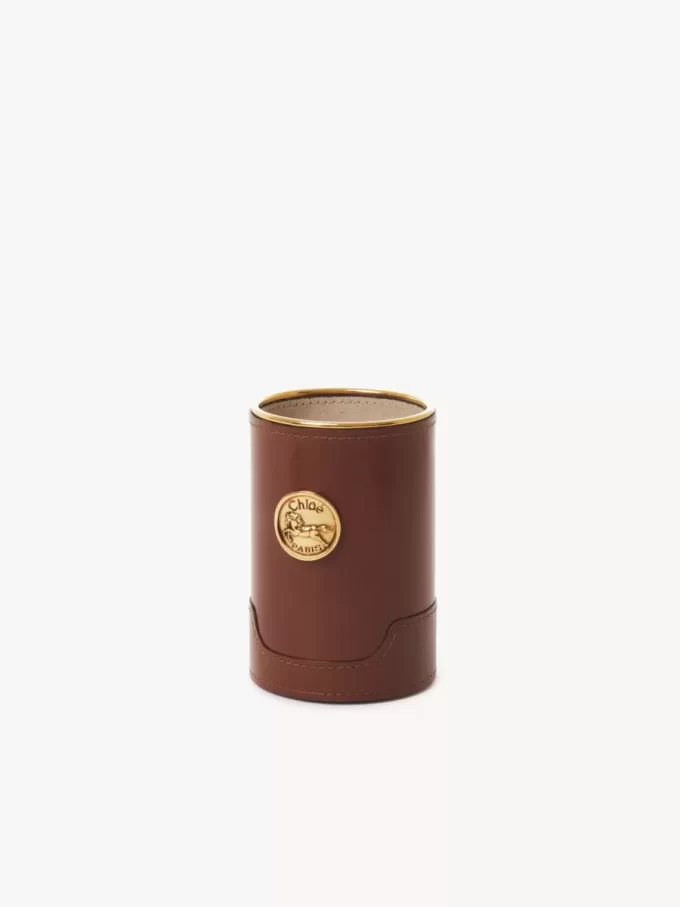 Etui na perfumy z błyszczącej skóry