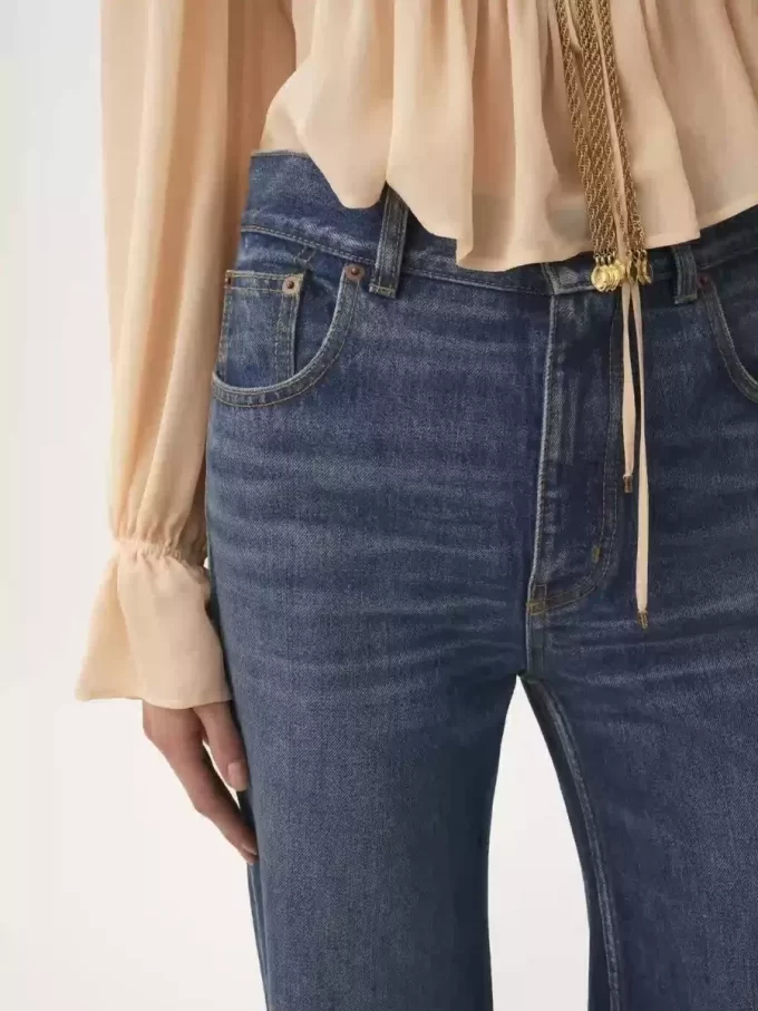 Jeansy dzwony z wysokim stanem z denimu Jeansy dzwony z wysokim stanem z denimu