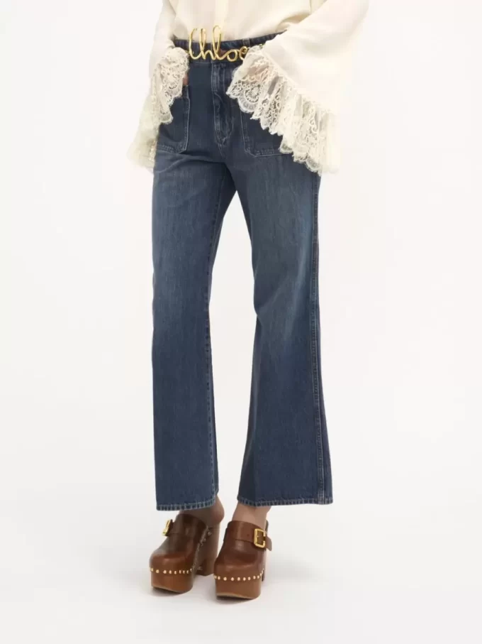 Jeansy typu bootcut z krótkim rękawem i denimu Jeansy typu bootcut z krótkim rękawem i denimu