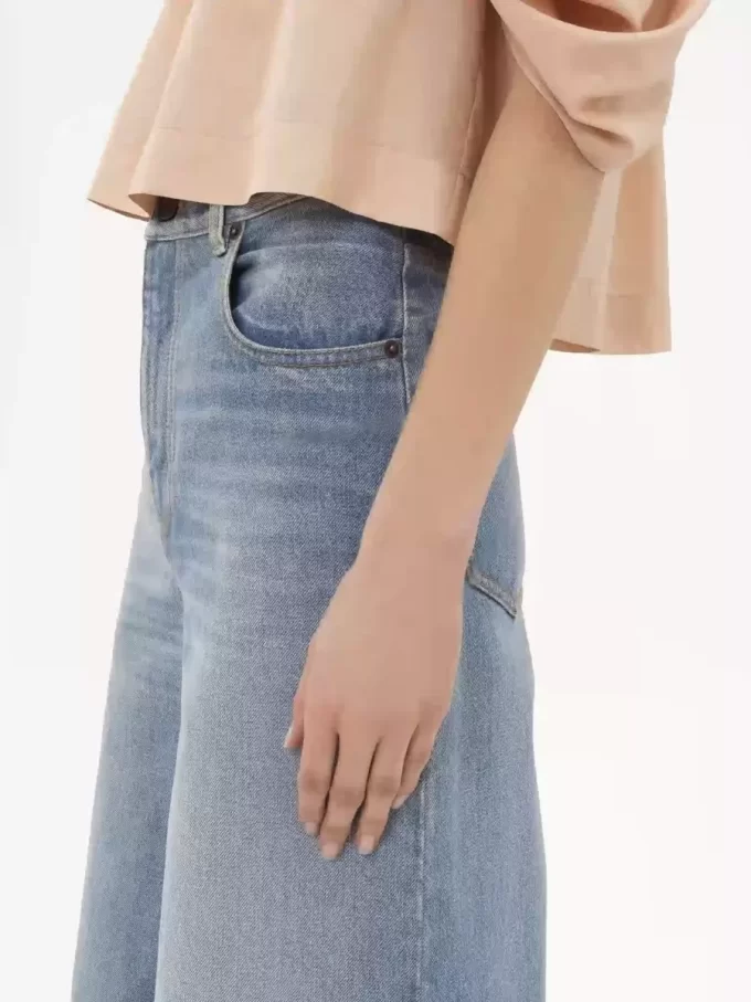Jeansy z wysokim stanem i szerokimi nogawkami z denimu