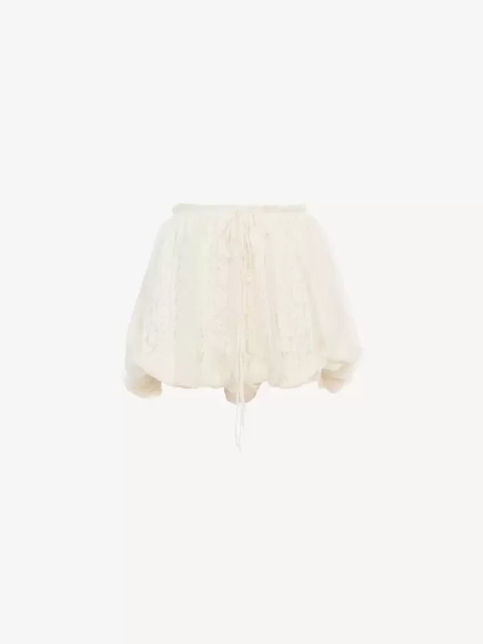 Krótkie spodenki typu bloomer z jedwabnej muślinu w kwiaty i koronkę Krótkie spodenki typu bloomer z jedwabnej muślinu w kwiaty i koronkę