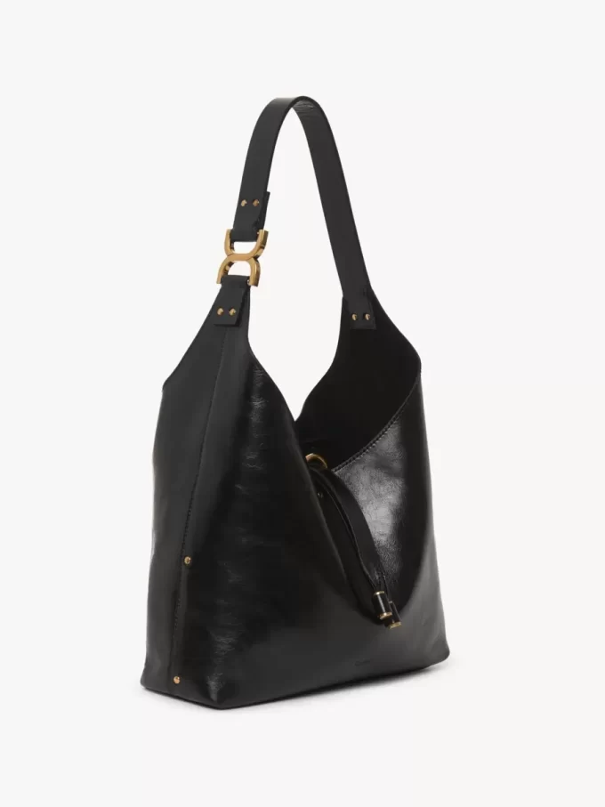 Mała torba typu hobo Marcie z błyszczącej skóry Mała torba typu hobo Marcie z błyszczącej skóry