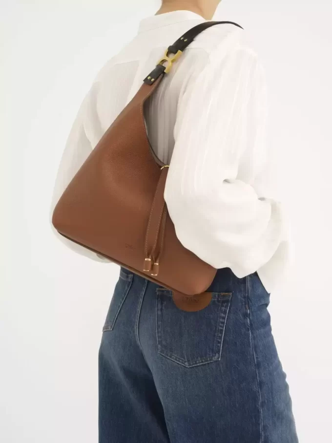 Mała torba typu hobo Marcie ze skóry licowej Mała torba typu hobo Marcie ze skóry licowej