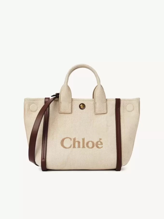 Mała torba typu tote Chloé Carry z włókien imitujących rafię Mała torba typu tote Chloé Carry z włókien imitujących rafię