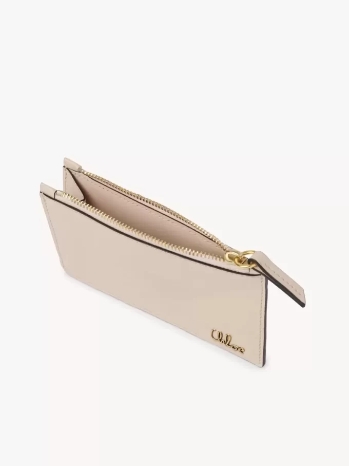 Mała torebka Chloé Iconic z przegródkami na karty, wykonana z błyszczącej skóry