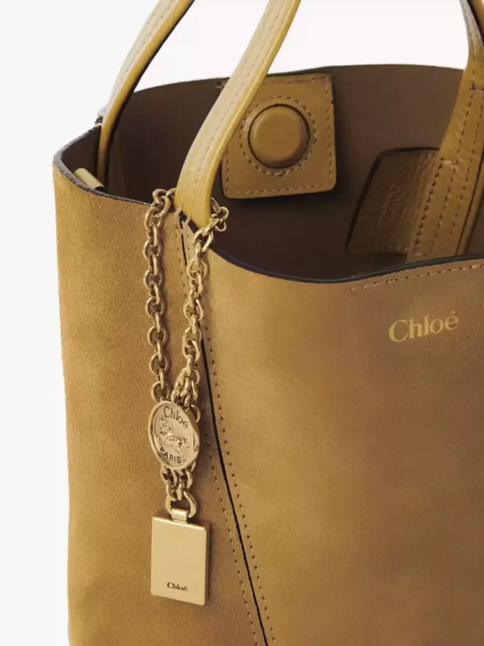 Mała torebka Chloé Spin ze skóry zamszowej Mała torebka Chloé Spin ze skóry zamszowej