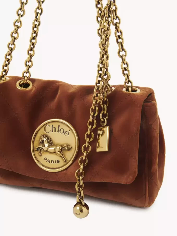 Mała torebka na ramię Chloé Heritage z aksamitu Mała torebka na ramię Chloé Heritage z aksamitu