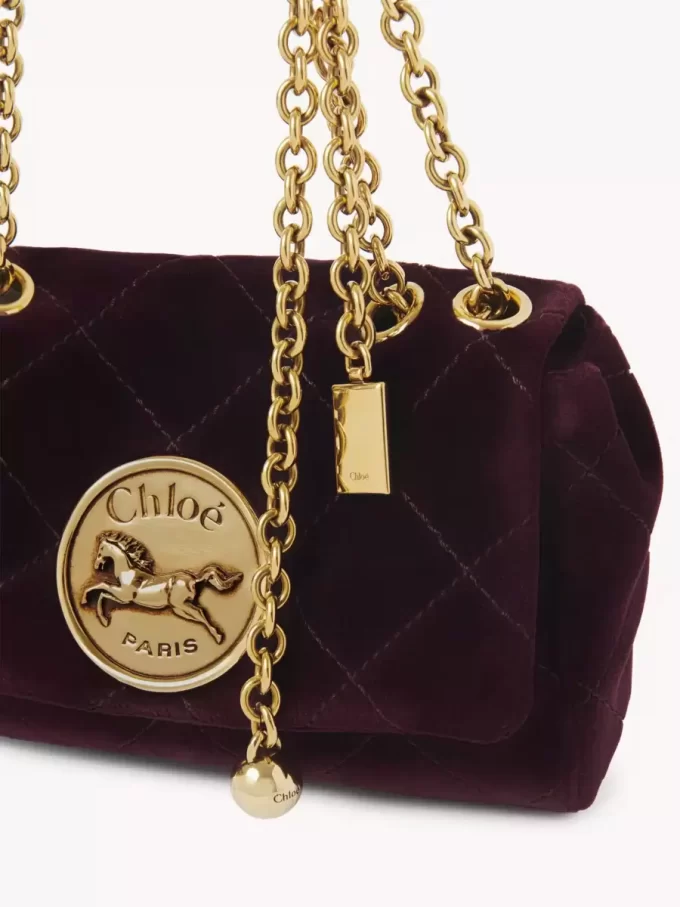 Mała torebka na ramię Chloé Heritage z aksamitu Mała torebka na ramię Chloé Heritage z aksamitu