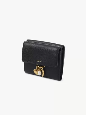 Mały portfel Chloé Charms w trzech składanych egzemplarzach ze skóry licowej Mały portfel Chloé Charms w trzech składanych egzemplarzach ze skóry licowej