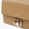 Mały portfel Chloé Charms w trzech składanych egzemplarzach ze skóry licowej Mały portfel Chloé Charms w trzech składanych egzemplarzach ze skóry licowej