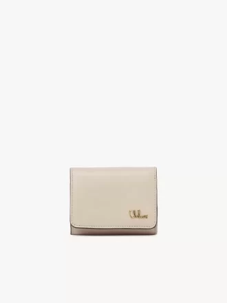 Mini Chloé Iconic tri-fold z błyszczącej skóry