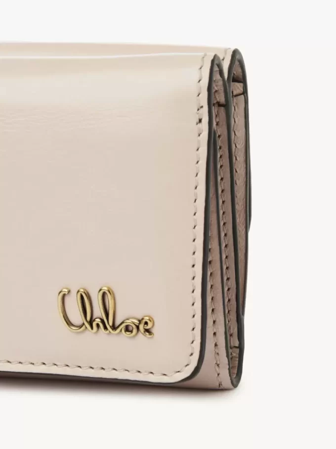 Mini Chloé Iconic tri-fold z błyszczącej skóry