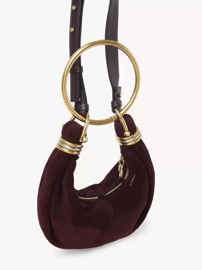 Mini torebka typu hobo z bransoletką ze skóry zamszowej Mini torebka typu hobo z bransoletką ze skóry zamszowej