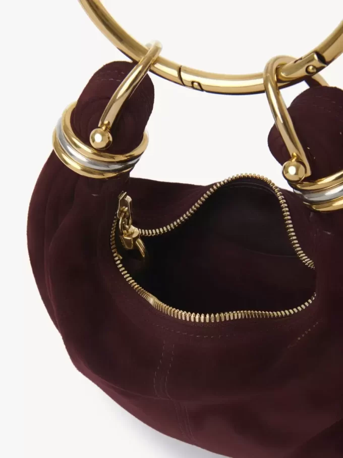 Mini torebka typu hobo z bransoletką ze skóry zamszowej Mini torebka typu hobo z bransoletką ze skóry zamszowej