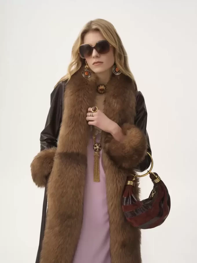 Mini torebka typu hobo z bransoletką ze skóry zamszowej i skóry węża Mini torebka typu hobo z bransoletką ze skóry zamszowej i skóry węża