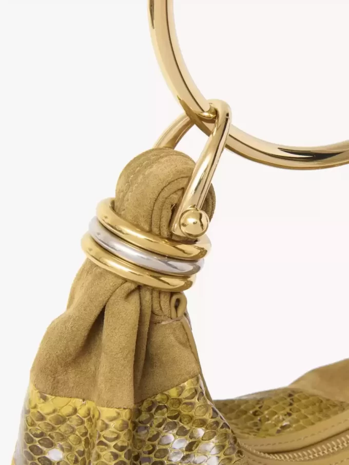 Mini torebka typu hobo z bransoletką ze skóry zamszowej i skóry węża Mini torebka typu hobo z bransoletką ze skóry zamszowej i skóry węża