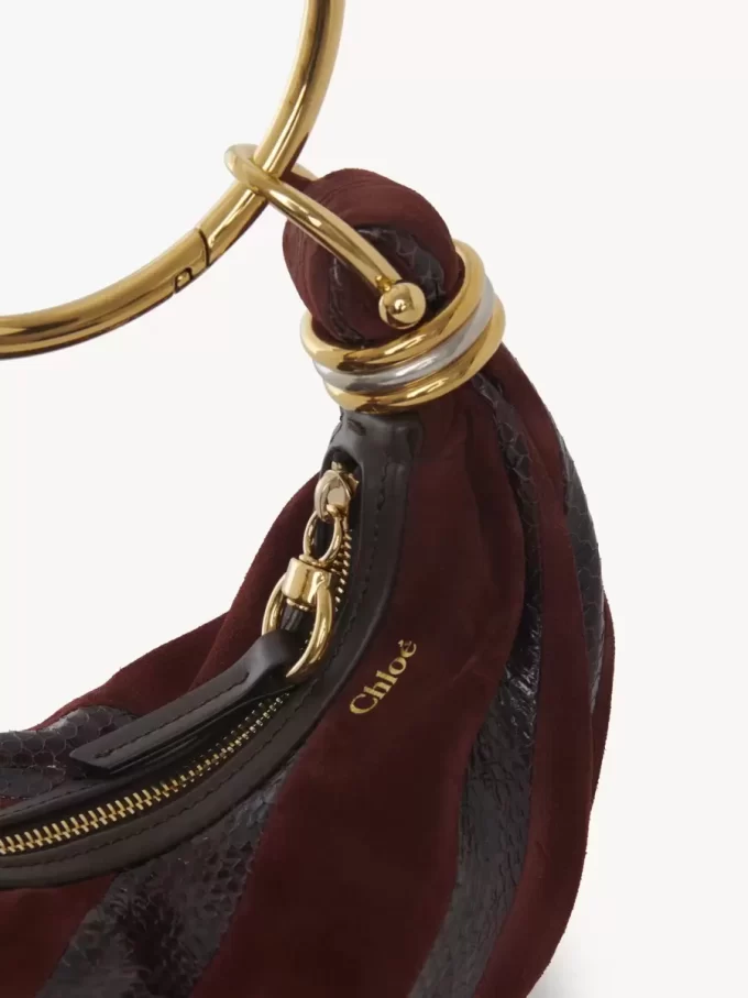 Mini torebka typu hobo z bransoletką ze skóry zamszowej i skóry węża Mini torebka typu hobo z bransoletką ze skóry zamszowej i skóry węża