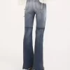 Rozszerzane jeansy z łatkami z denimu Rozszerzane jeansy z łatkami z denimu