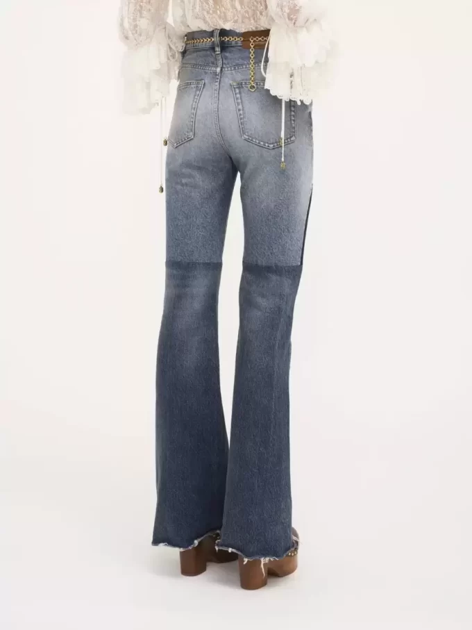 Rozszerzane jeansy z łatkami z denimu Rozszerzane jeansy z łatkami z denimu