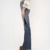 Rozszerzane jeansy z łatkami z denimu Rozszerzane jeansy z łatkami z denimu