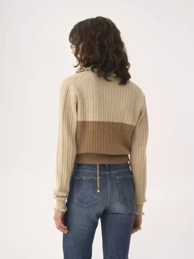 Sweter z kołnierzykiem z dzianiny wełniano-kaszmirowej Sweter z kołnierzykiem z dzianiny wełniano-kaszmirowej