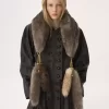Szalik Treasure Tails z owczej skóry Szalik Treasure Tails z owczej skóry