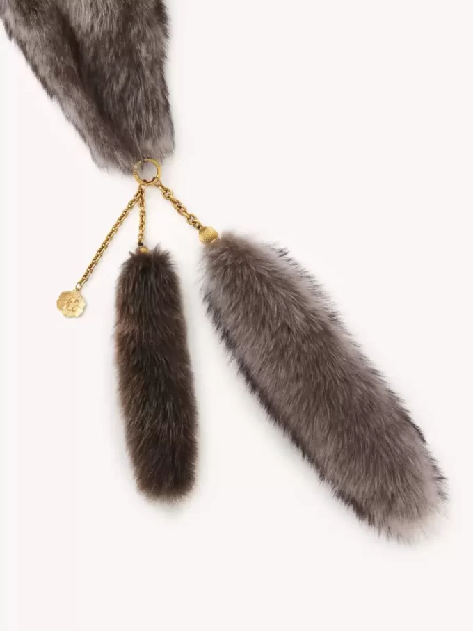 Szalik Treasure Tails z owczej skóry Szalik Treasure Tails z owczej skóry