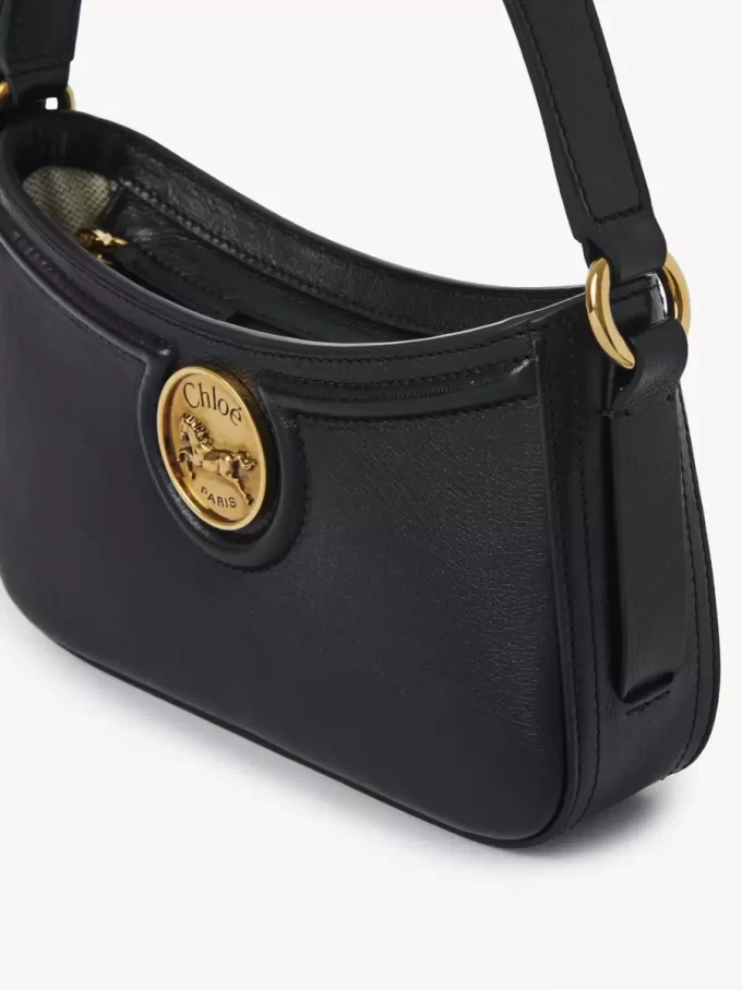 Torba na ramię Horse Medal ze skóry licowej Torba na ramię Horse Medal ze skóry licowej