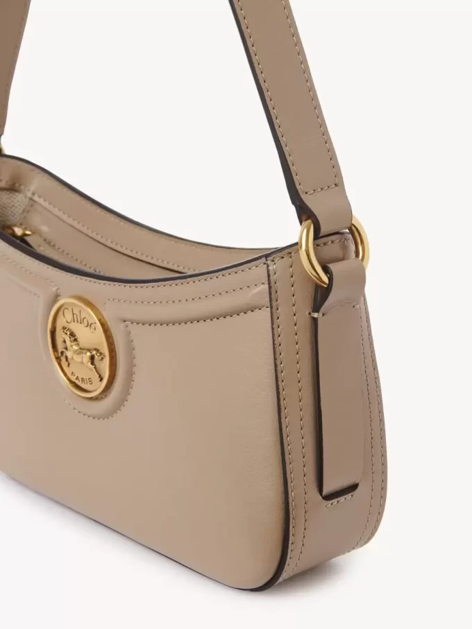 Torba na ramię Horse Medal ze skóry licowej Torba na ramię Horse Medal ze skóry licowej