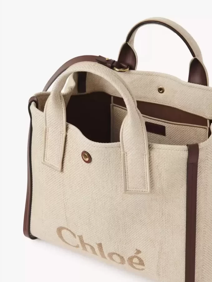 Torba typu tote Chloé Carry z włókien imitujących rafię Torba typu tote Chloé Carry z włókien imitujących rafię