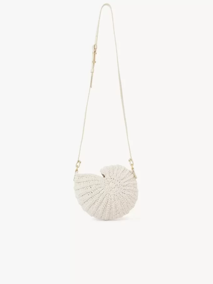 Torebka typu crossbody „Sea Treasures” wykonana na szydełku Torebka typu crossbody „Sea Treasures” wykonana na szydełku