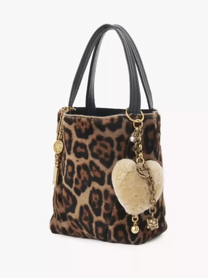 Zawieszka do torebki Chloé Symbols Heart Shearling z mosiądzu Zawieszka do torebki Chloé Symbols Heart Shearling z mosiądzu